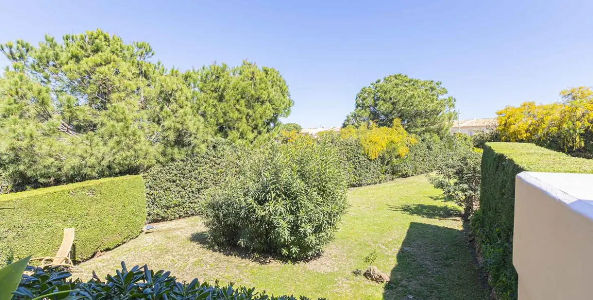 Продажа апартаментов на первом этаже в El Chaparral 42