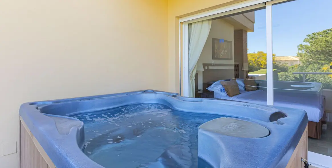 Продажа апартаментов на первом этаже в El Chaparral 44