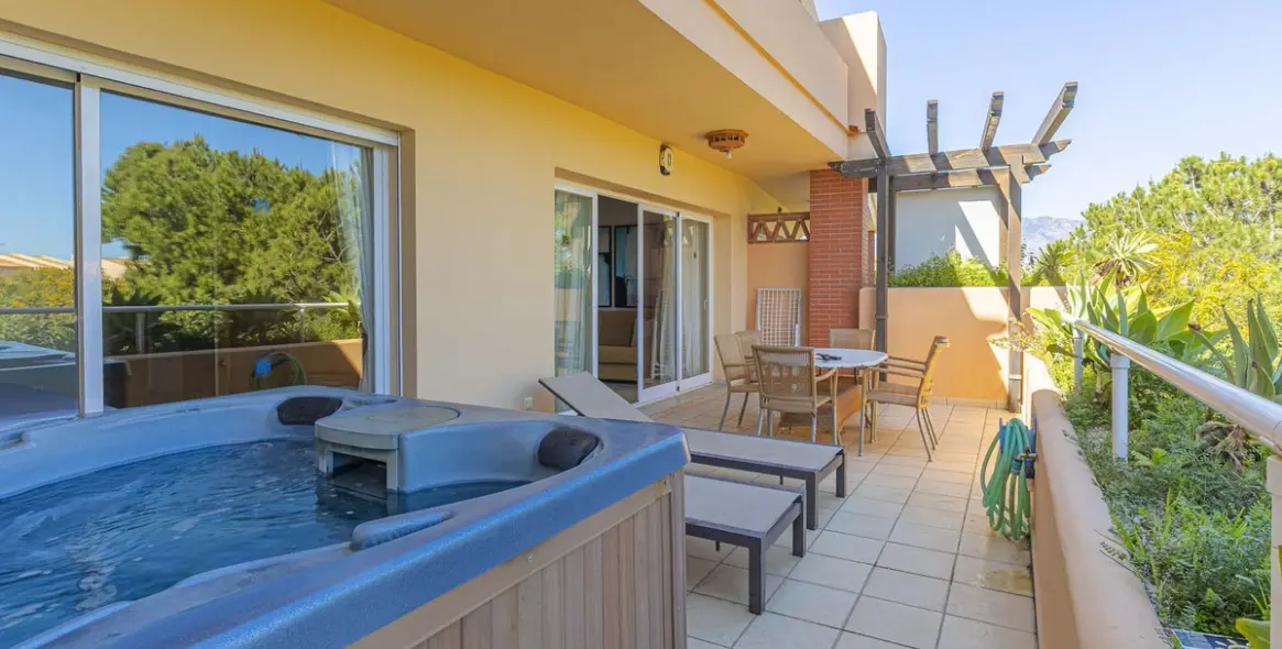 Продажа апартаментов на первом этаже в El Chaparral 46