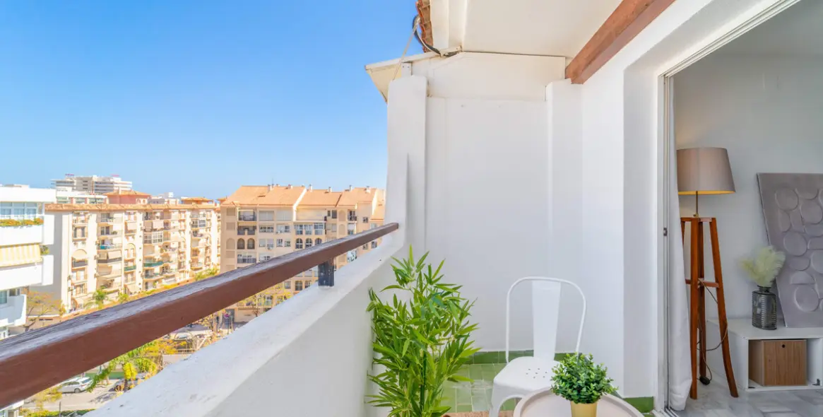 Venta de apartamento en planta media en Fuengirola 14