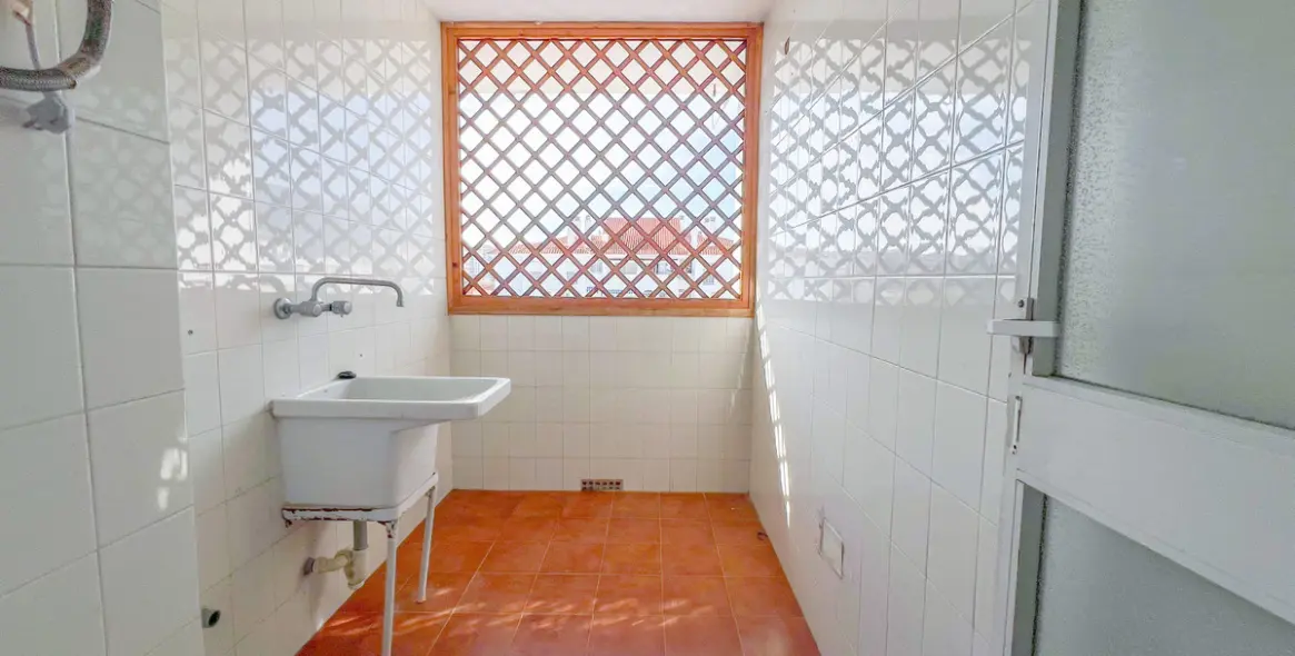 Venta de apartamento en planta media en Fuengirola 30