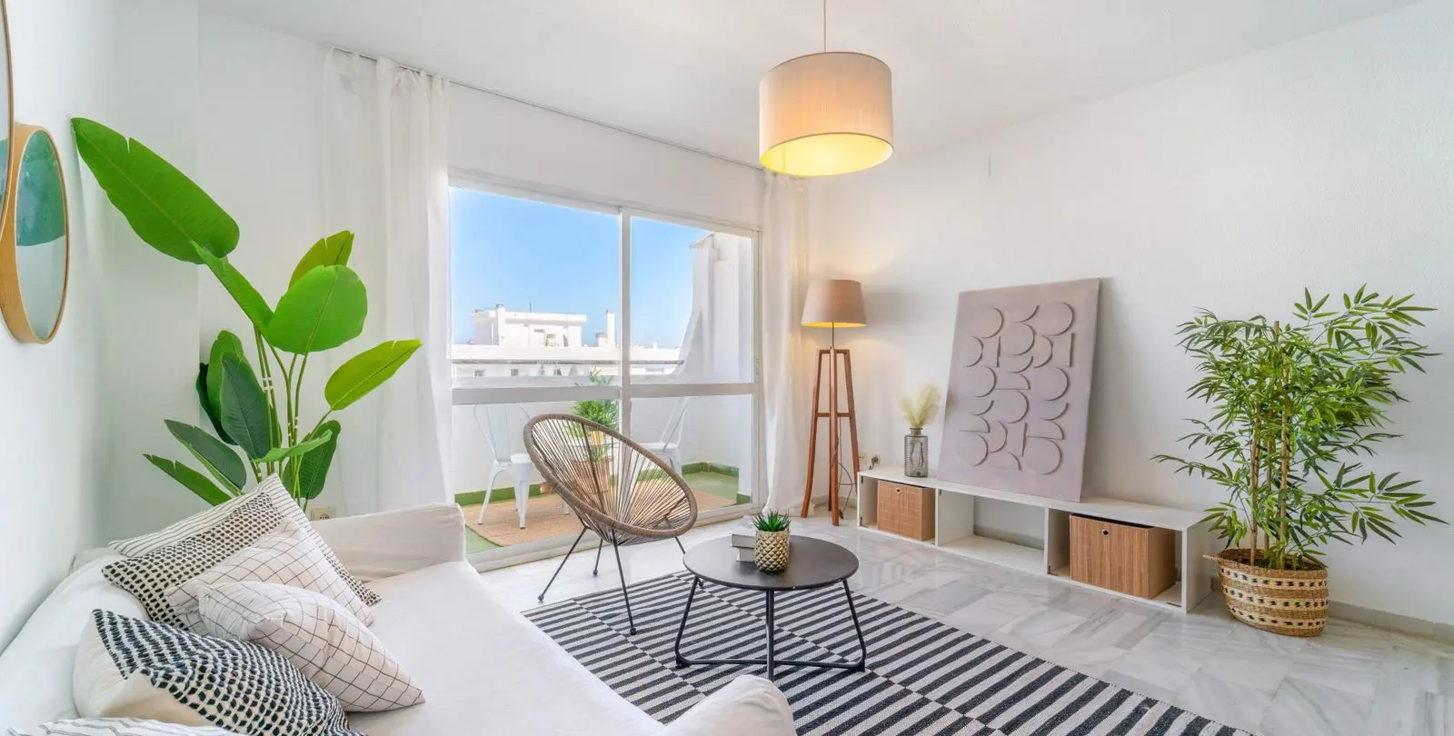 Venta de apartamento en planta media en Fuengirola 4