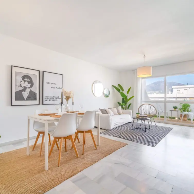 Venta de apartamento en planta media en Fuengirola