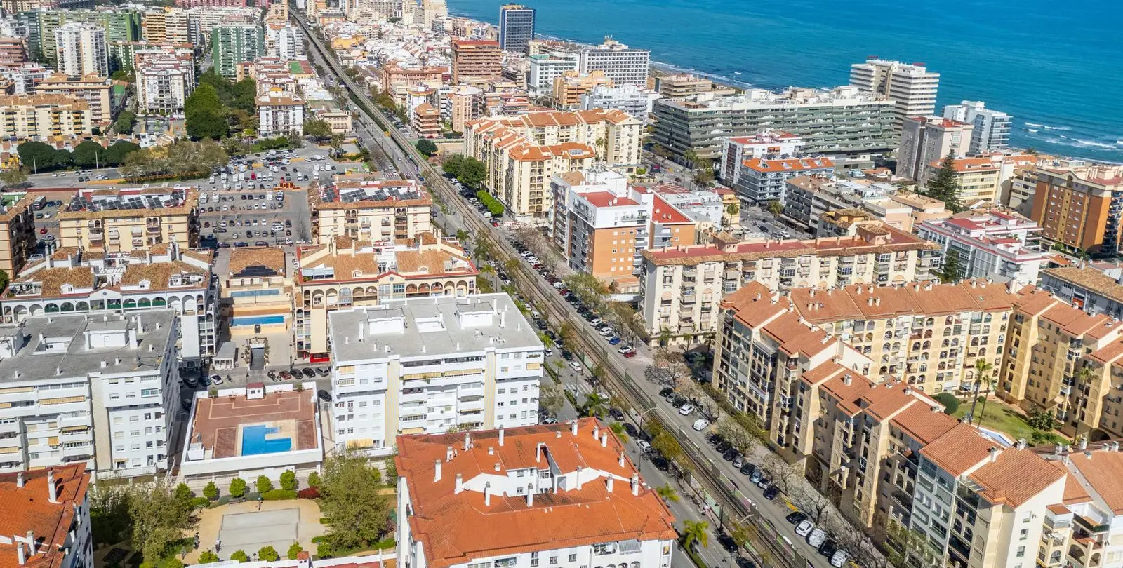 Venta de apartamento en planta media en Fuengirola 44