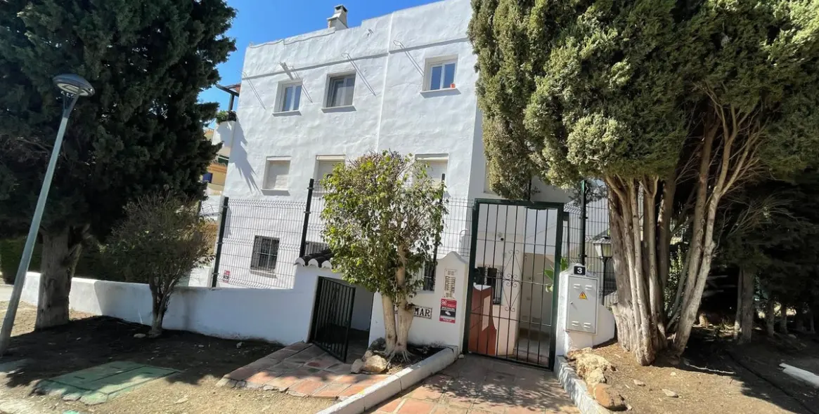 Sale of duplex in Mijas Golf 3