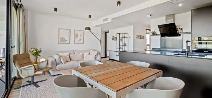 Sale of middle floor apartment in Mijas 3