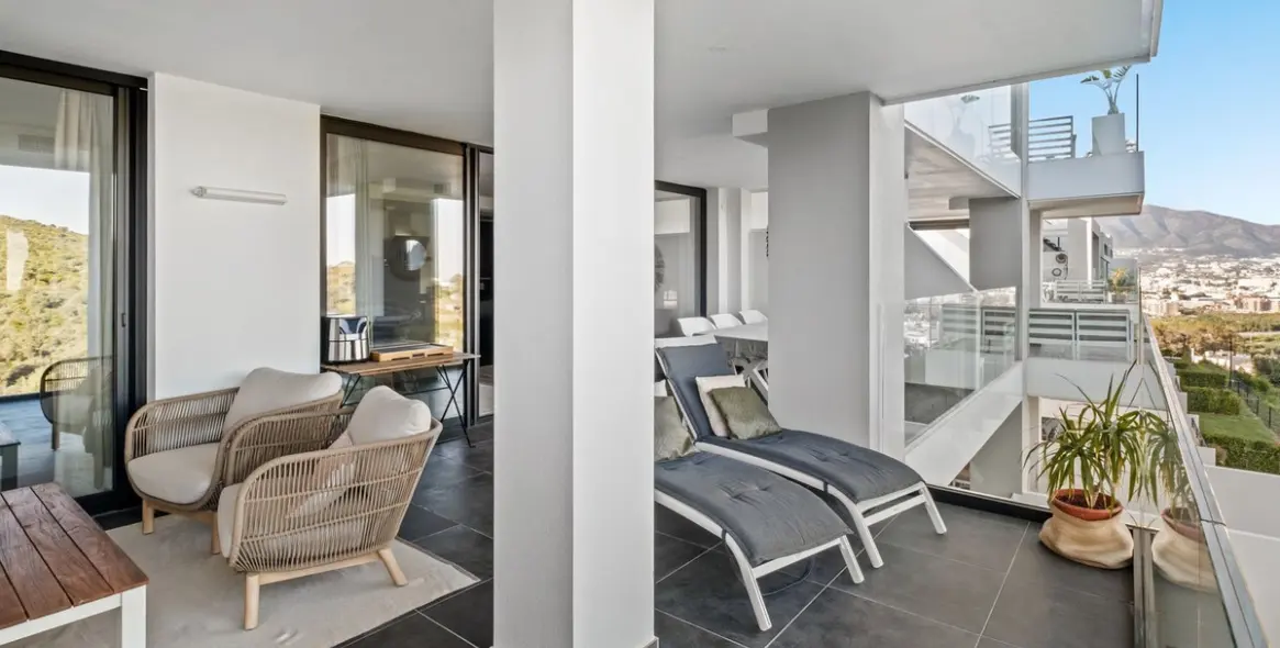 Venta de apartamento en planta media en Mijas 12