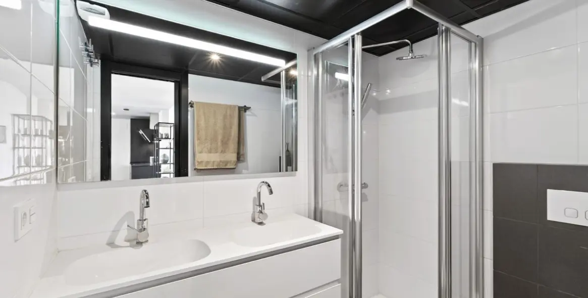 Venta de apartamento en planta media en Mijas 23