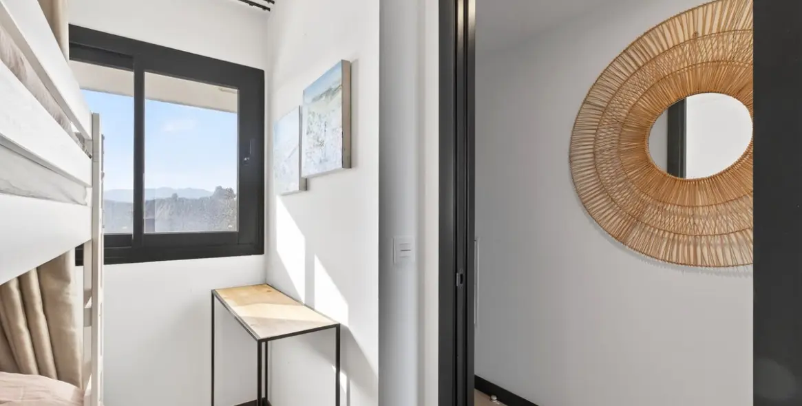 Venta de apartamento en planta media en Mijas 25