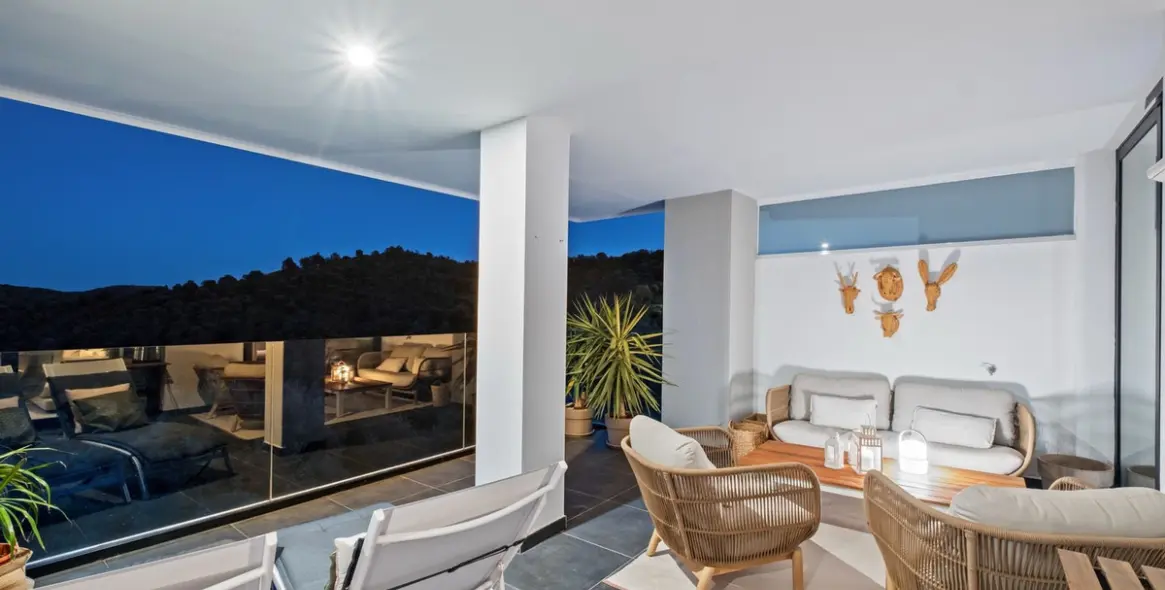 Venta de apartamento en planta media en Mijas 46