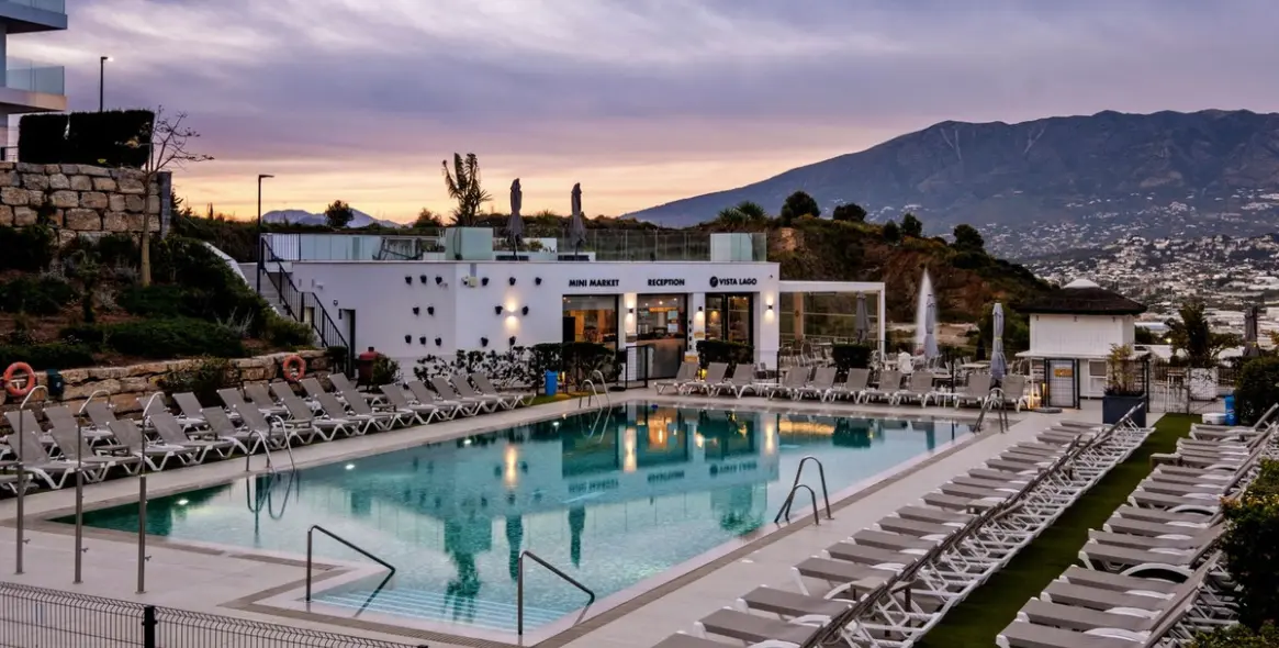 Venta de apartamento en planta media en Mijas 52