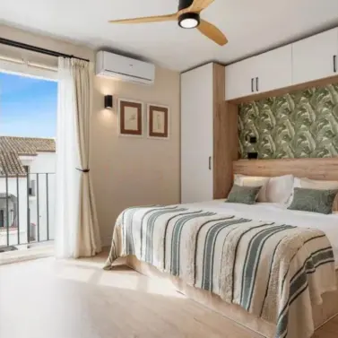 Venta de apartamento en planta media en Benamara