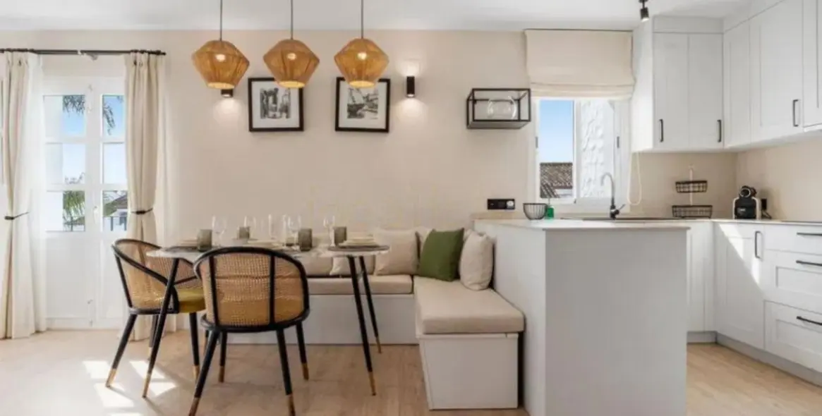 Venta de apartamento en planta media en Benamara 23