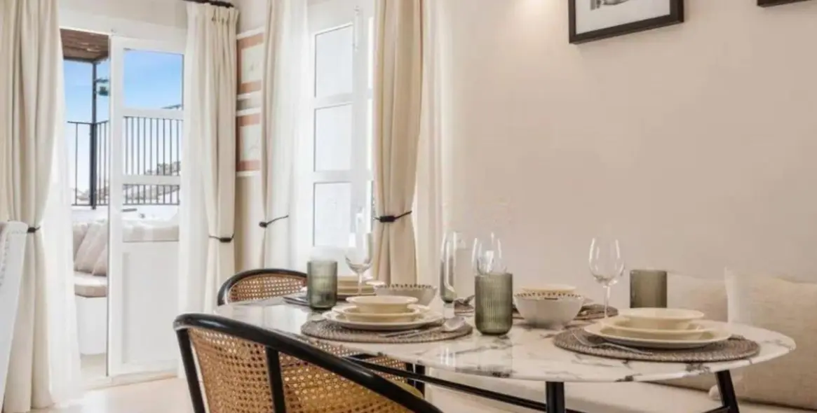 Venta de apartamento en planta media en Benamara 24