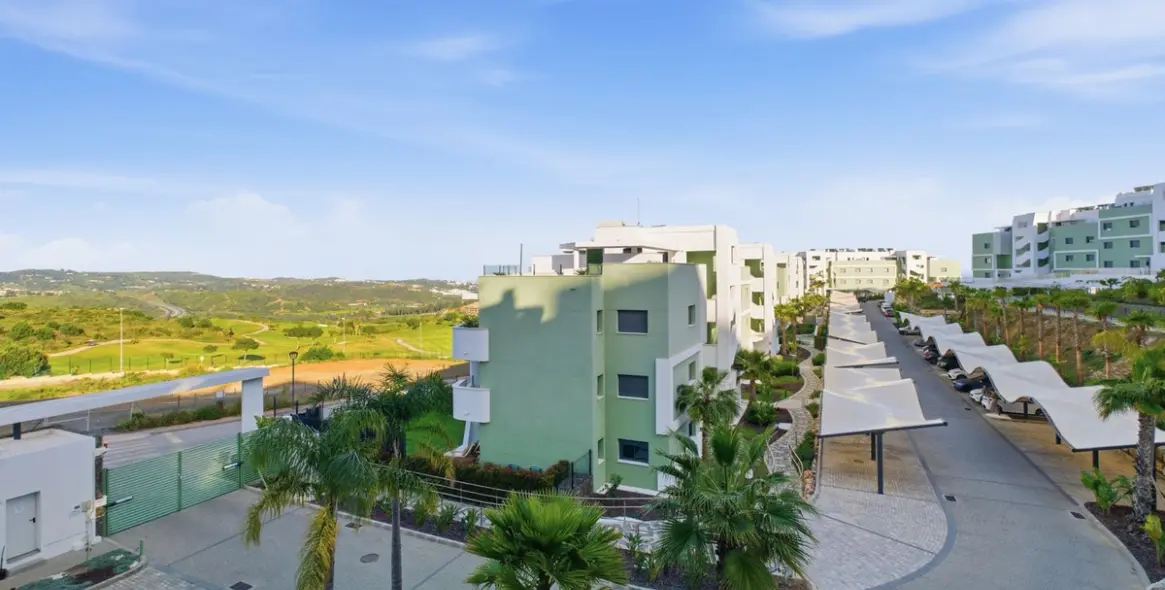 Продажа апартаментов на первом этаже в Calanova Golf 5