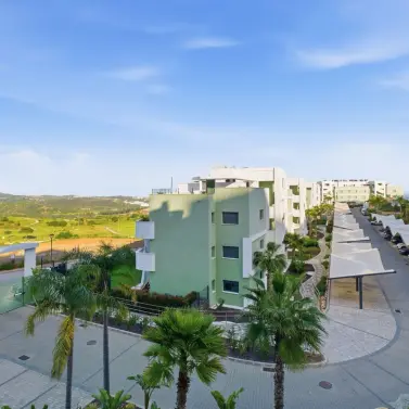 Продажа апартаментов на первом этаже в Calanova Golf