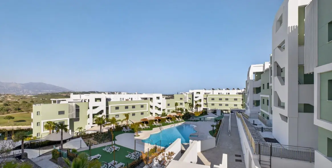 Продажа апартаментов на первом этаже в Calanova Golf 20