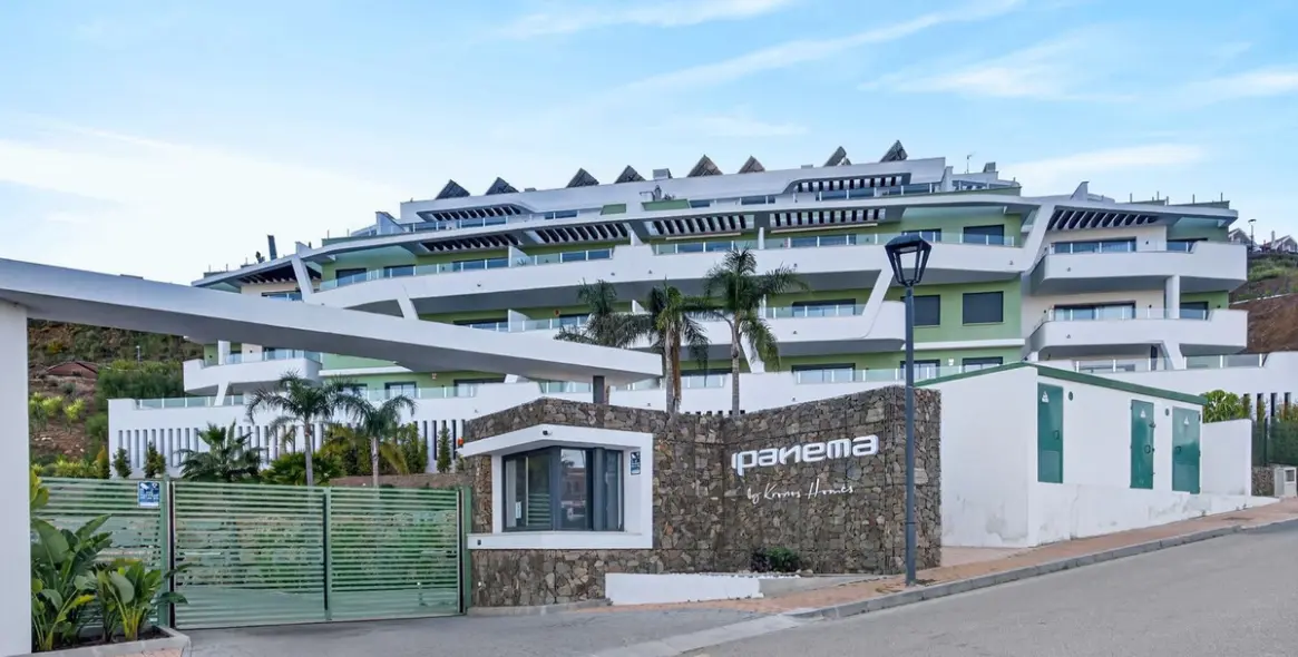 Продажа апартаментов на первом этаже в Calanova Golf 22