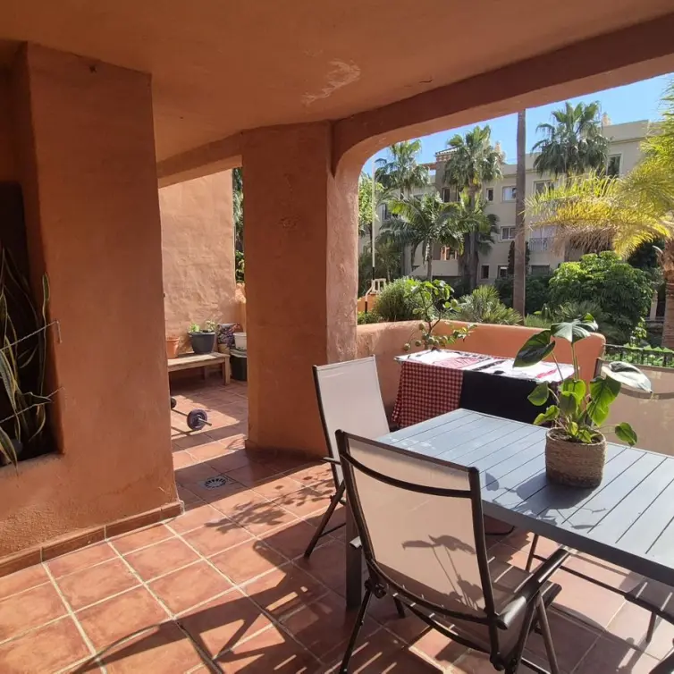 Venta de apartamento en planta baja en Los Flamingos