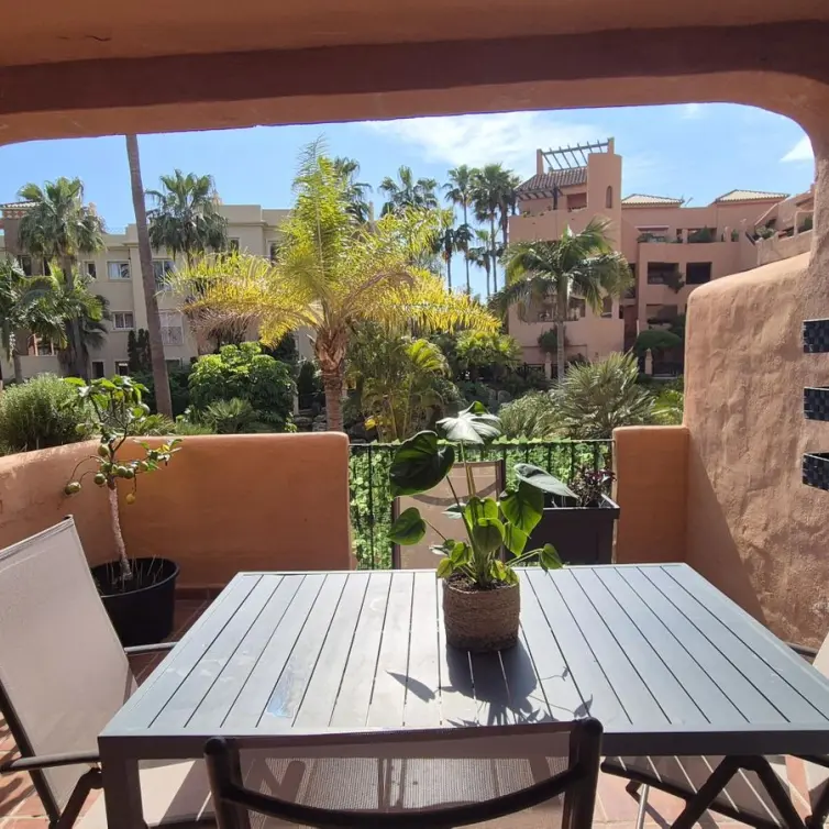 Venta de apartamento en planta baja en Los Flamingos
