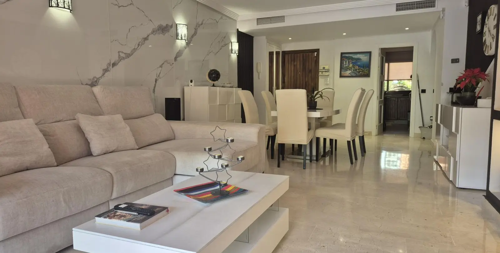 Venta de apartamento en planta baja en Los Flamingos 12