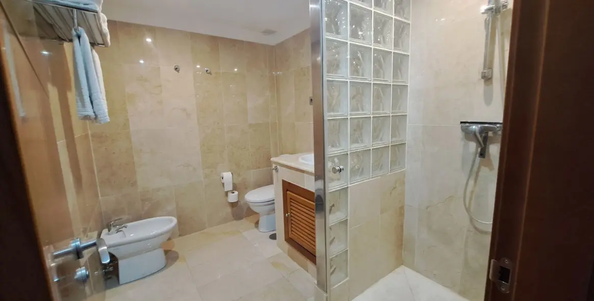 Продажа апартаментов на среднем этаже в Nueva Andalucía 10