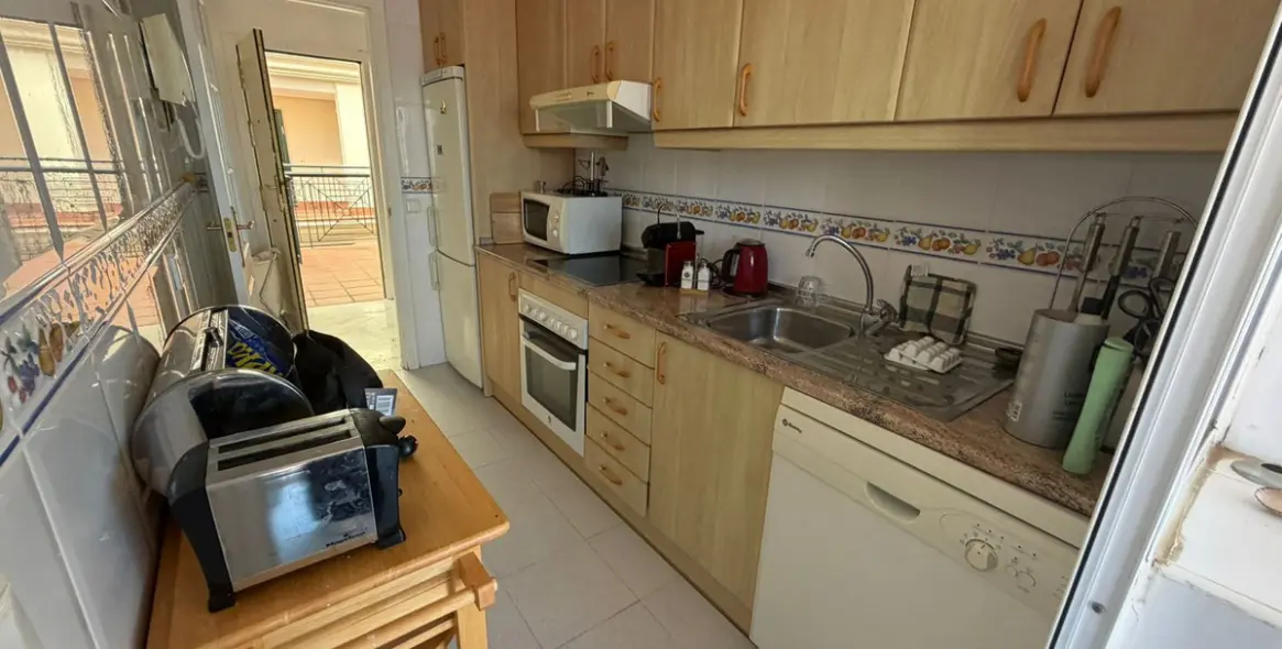 Sale of penthouse in Puerto Banús 10