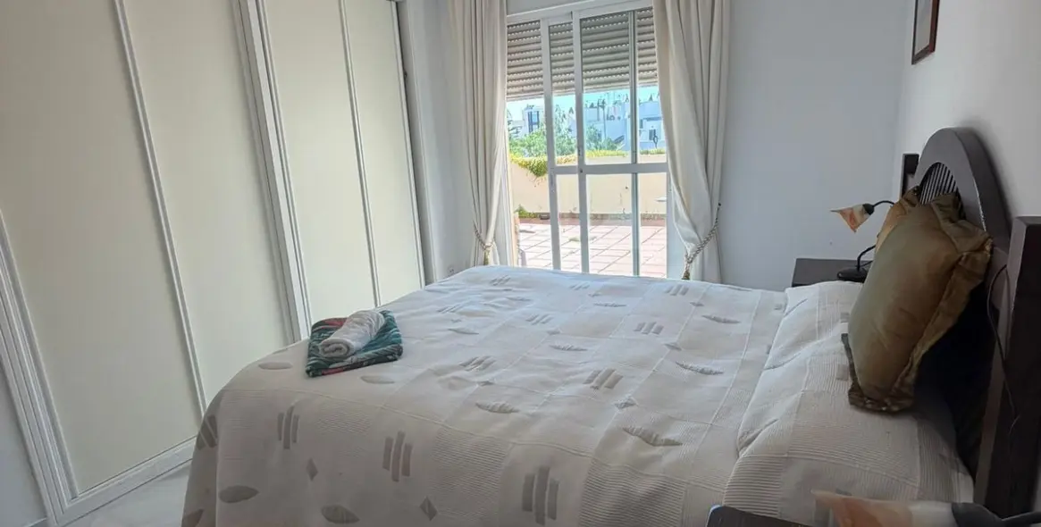Sale of penthouse in Puerto Banús 16