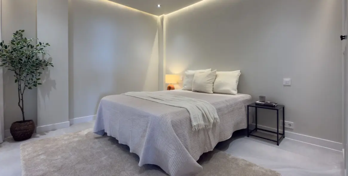 Sale of ground floor apartment in Miraflores 16