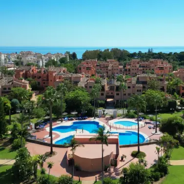 Sale of ground floor apartment in Estepona