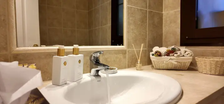 Sale of ground floor apartment in Estepona 4