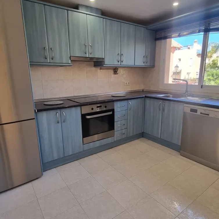Sale of townhouse in Nueva Andalucía