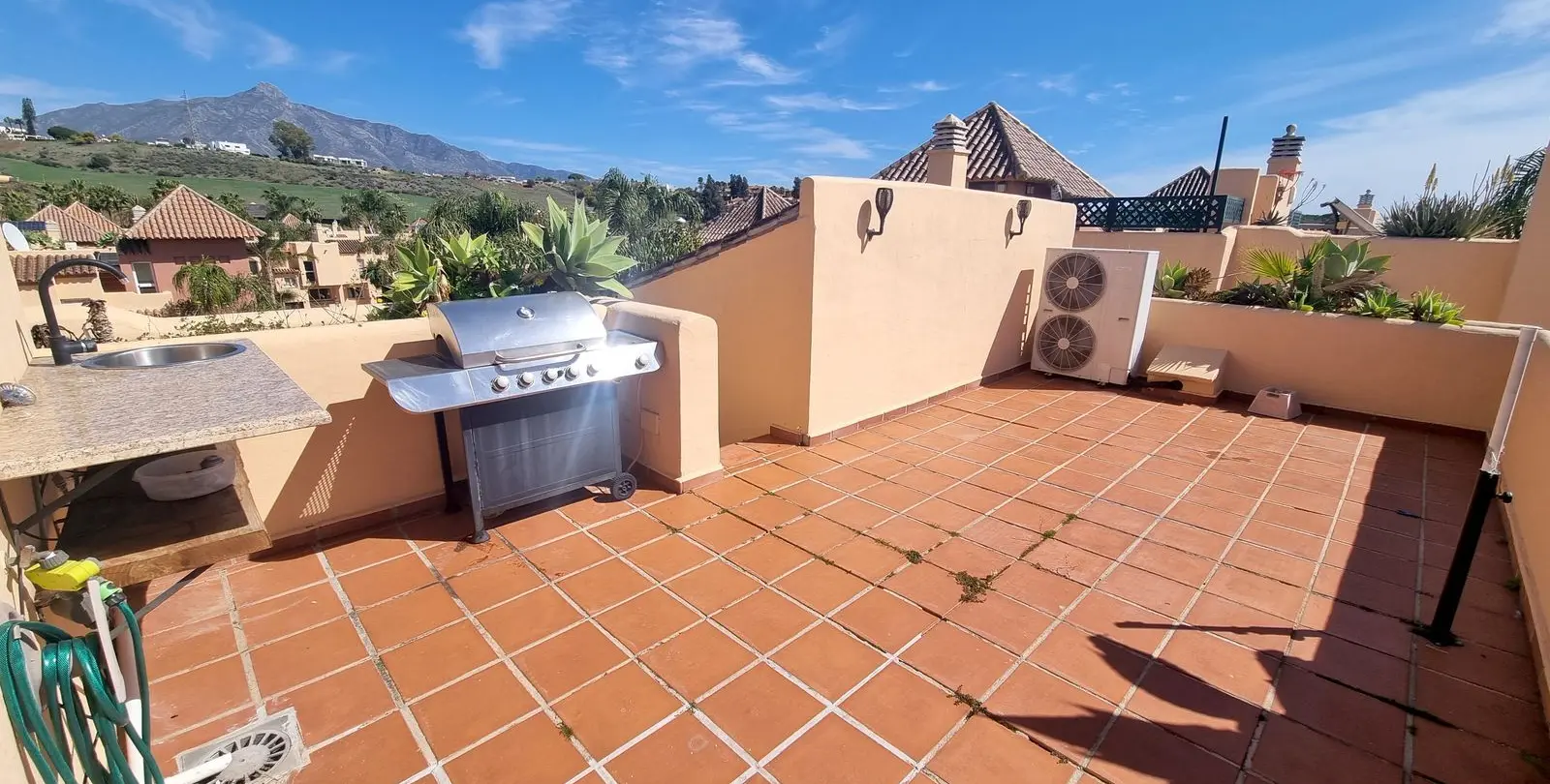 Venta de adosado en Nueva Andalucía 16