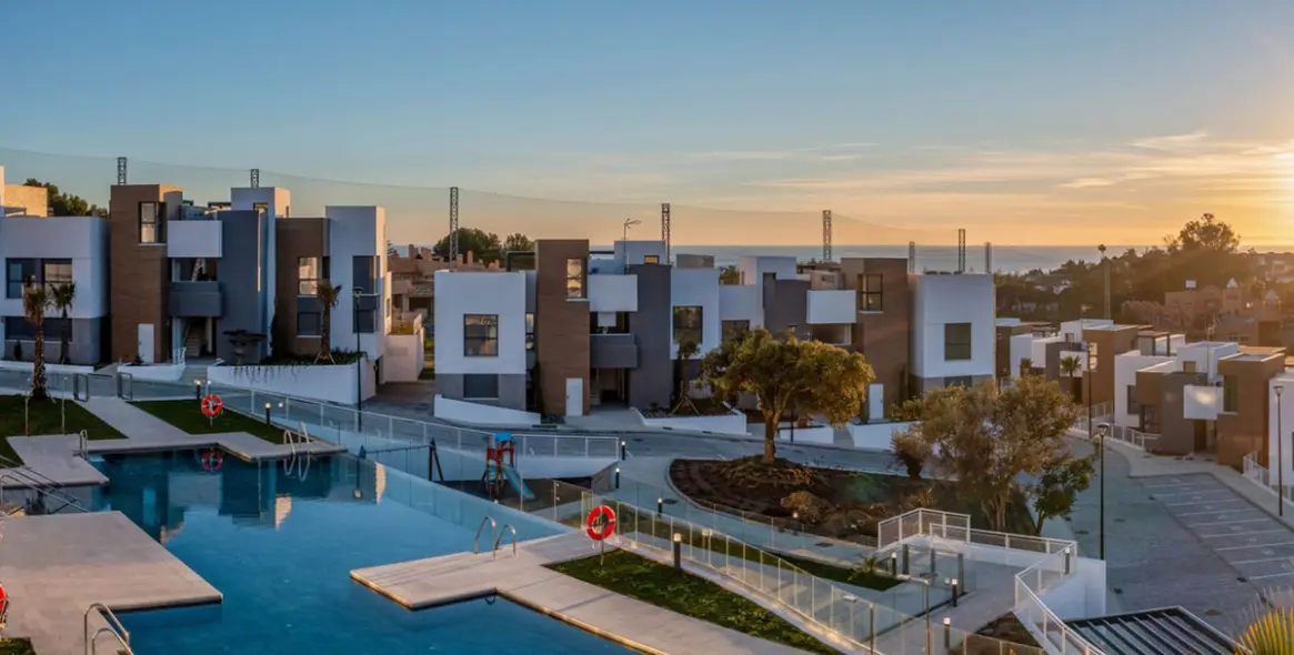 Продажа двухуровневых апартаментов в Artola 5