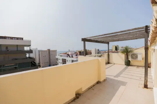 Image 6 thumb