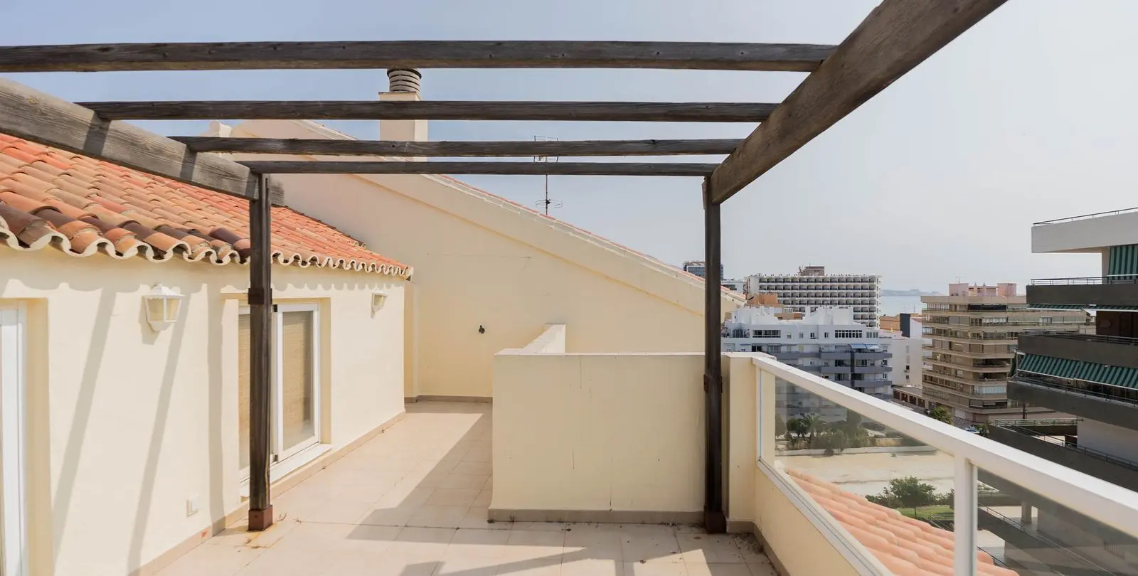 Venta de ático dúplex en Fuengirola 13