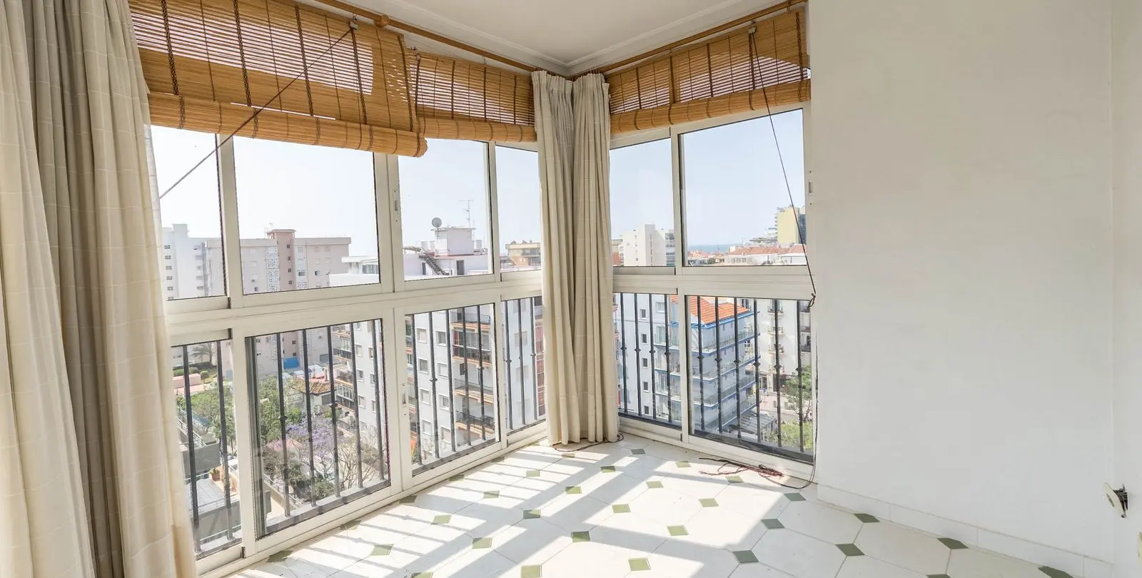 Venta de ático dúplex en Fuengirola 26