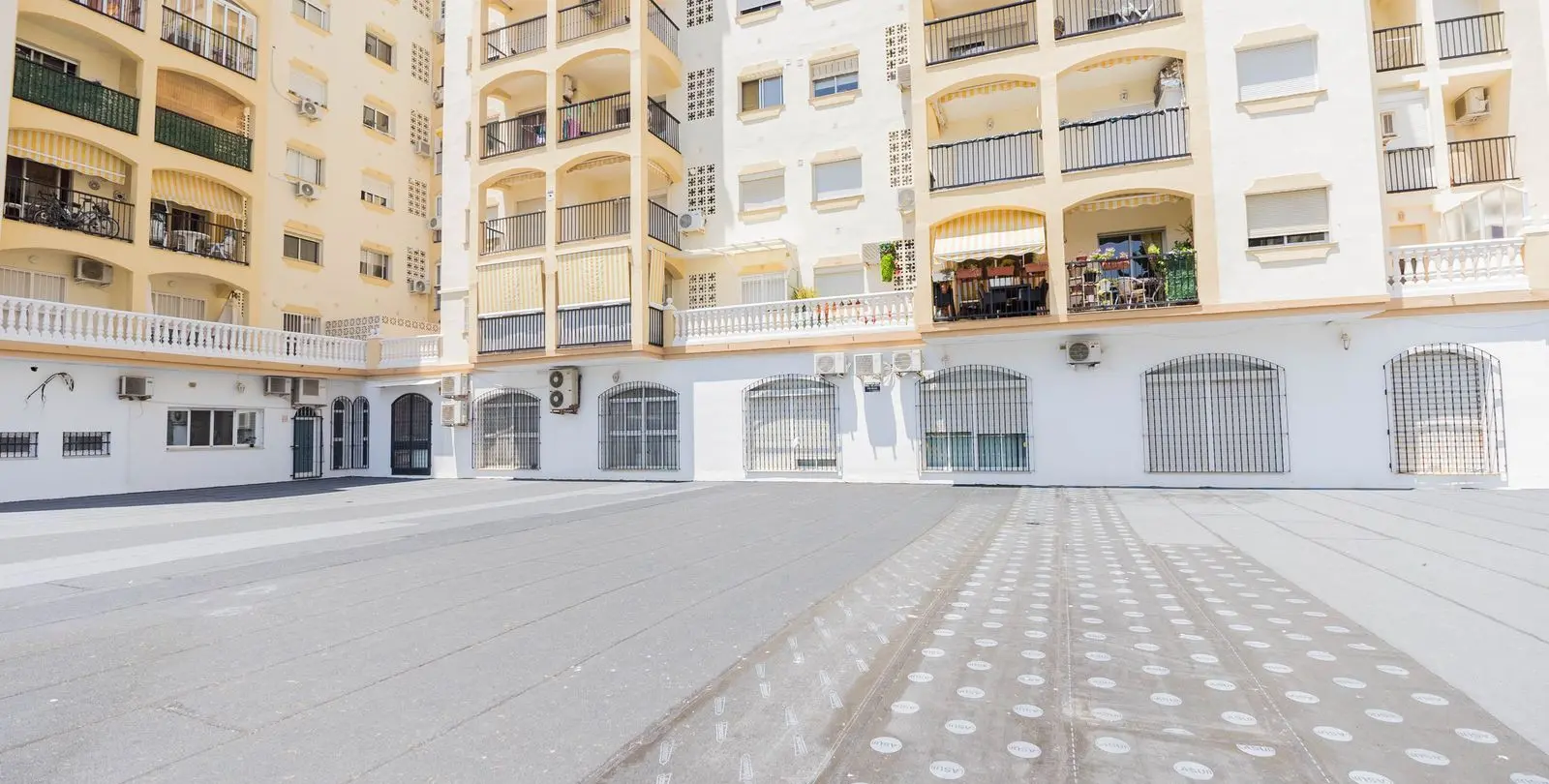 Venta de ático dúplex en Fuengirola 42