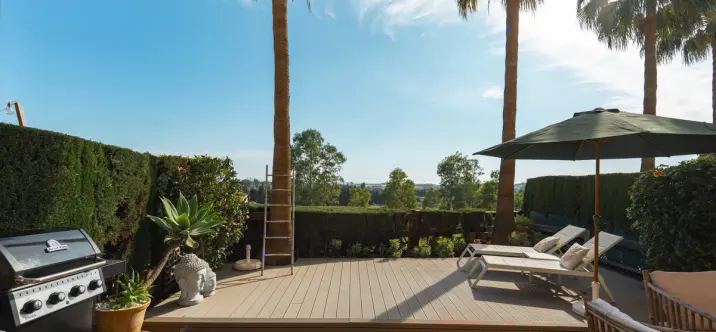 Продажа таунхауса в Nueva Andalucía 0