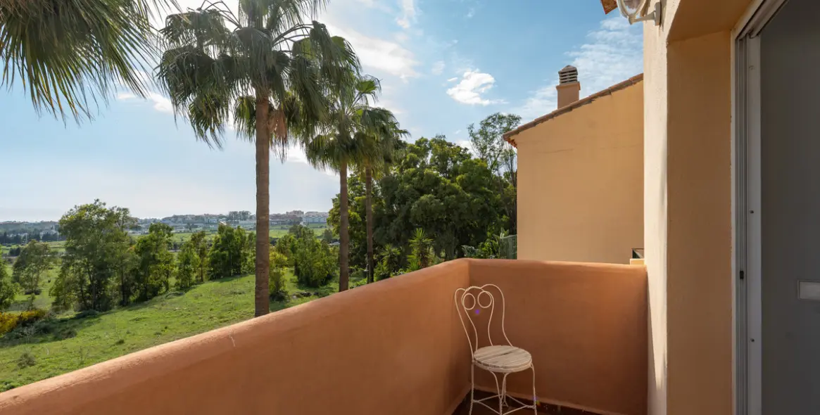 Sale of townhouse in Nueva Andalucía 22