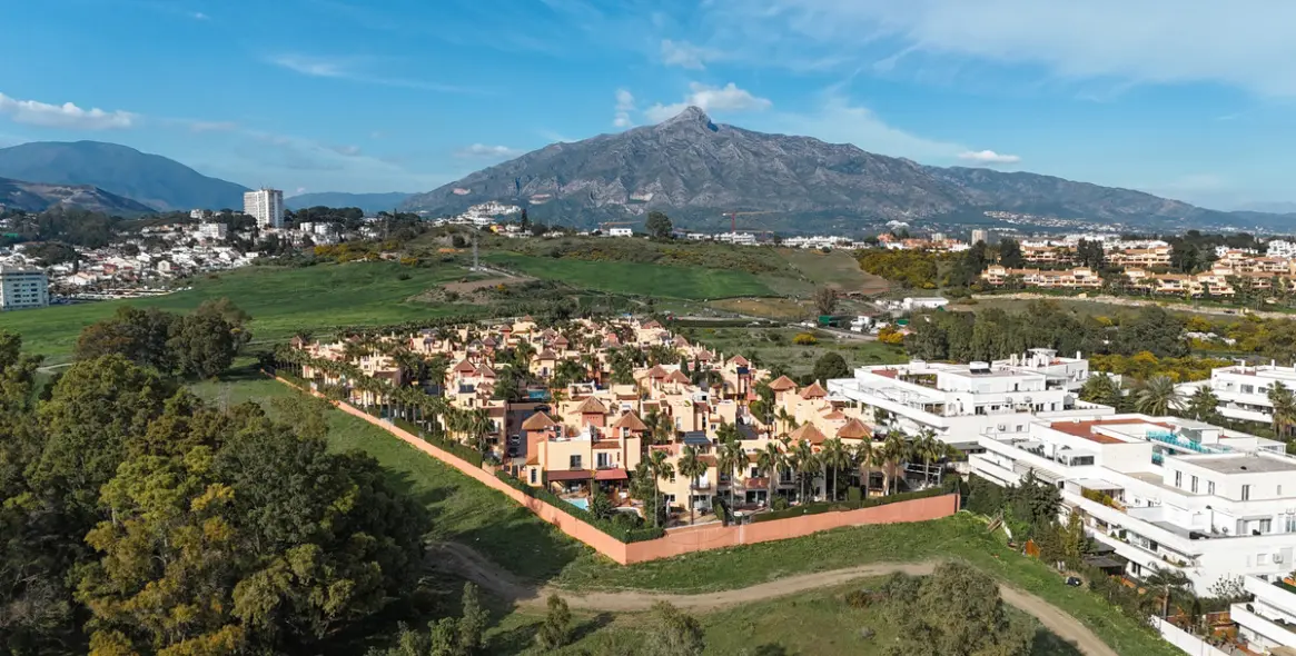 Sale of townhouse in Nueva Andalucía 48