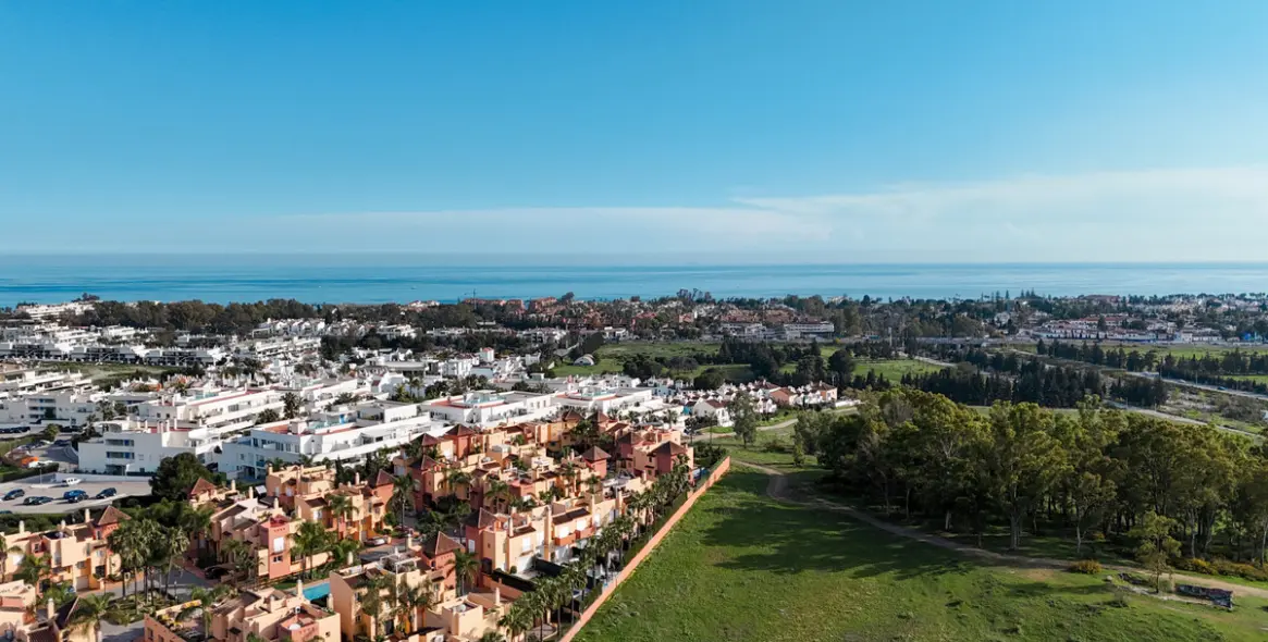 Sale of townhouse in Nueva Andalucía 49