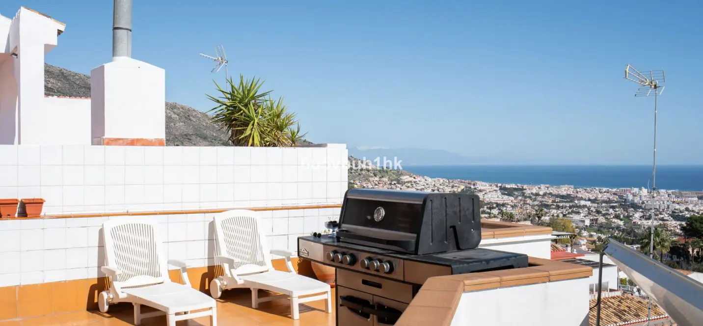 Sale of townhouse in Benalmadena Pueblo 2