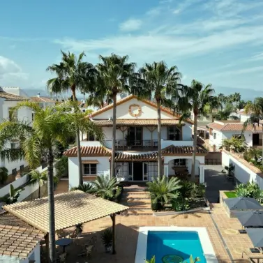 Sale of detached villa in Alhaurín el Grande