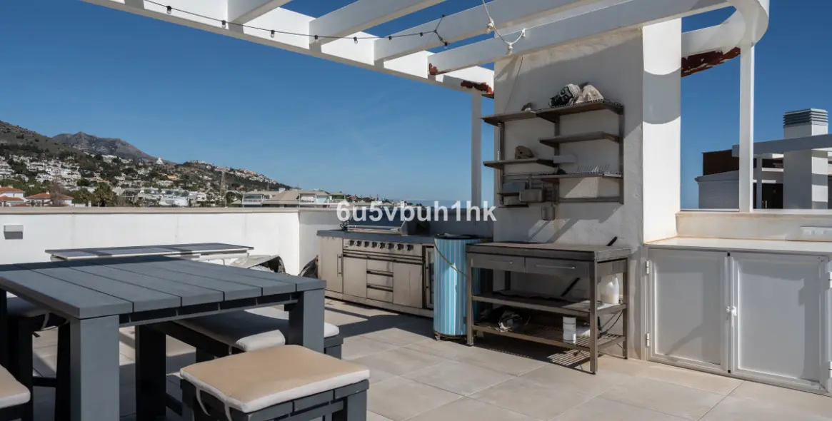Venta de ático dúplex en Fuengirola 4