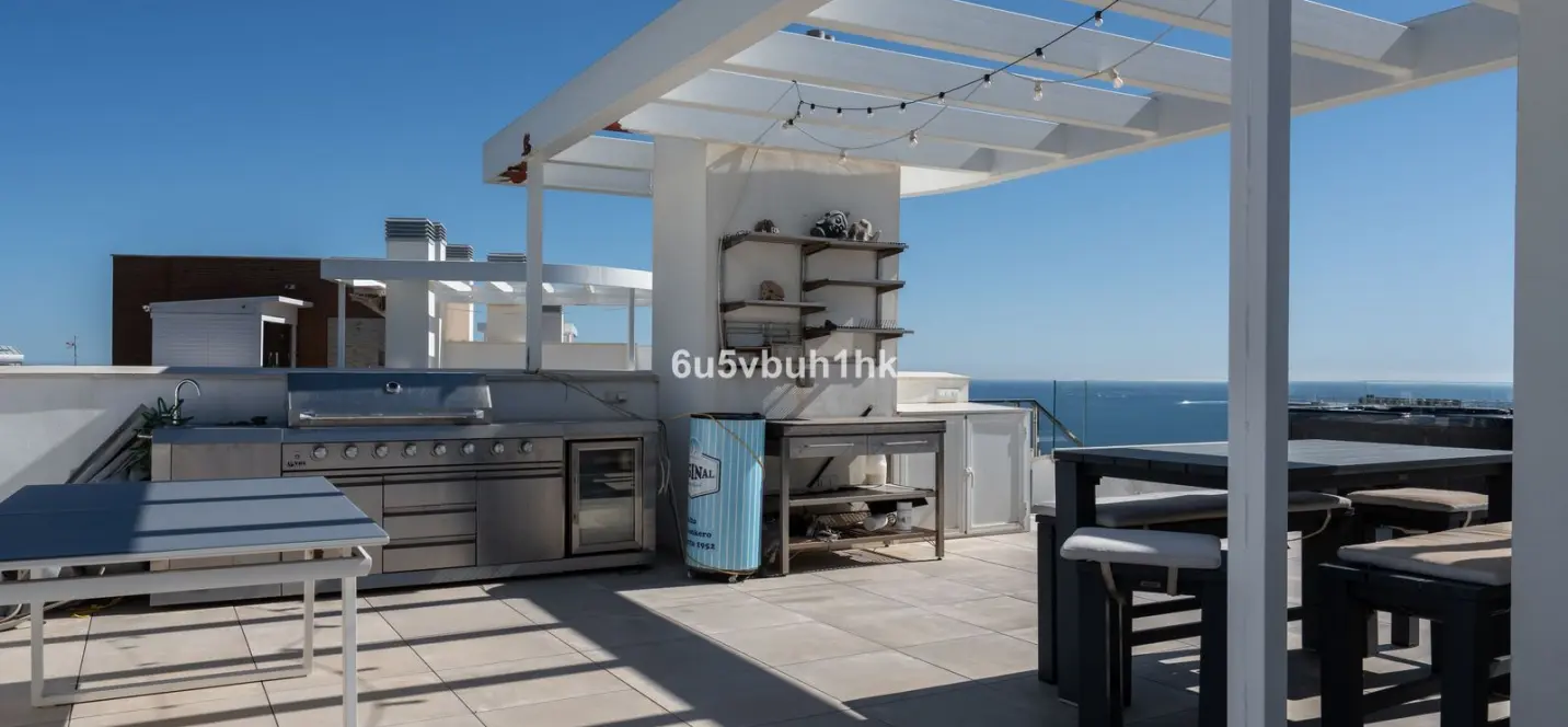 Продажа двухуровневого пентхауса в Fuengirola 2