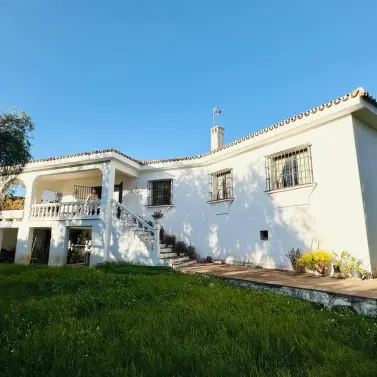 Sale of detached villa in Atalaya