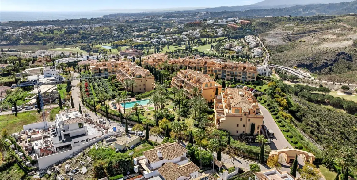 Venta de ático dúplex en Los Flamingos 60