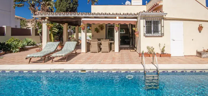 Venta de villa independiente en Marbesa 2