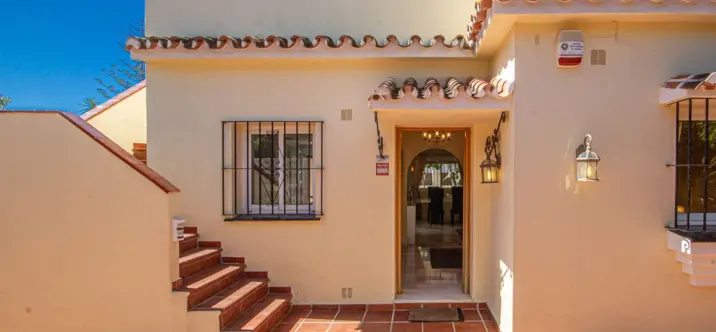 Venta de villa independiente en Marbesa 3